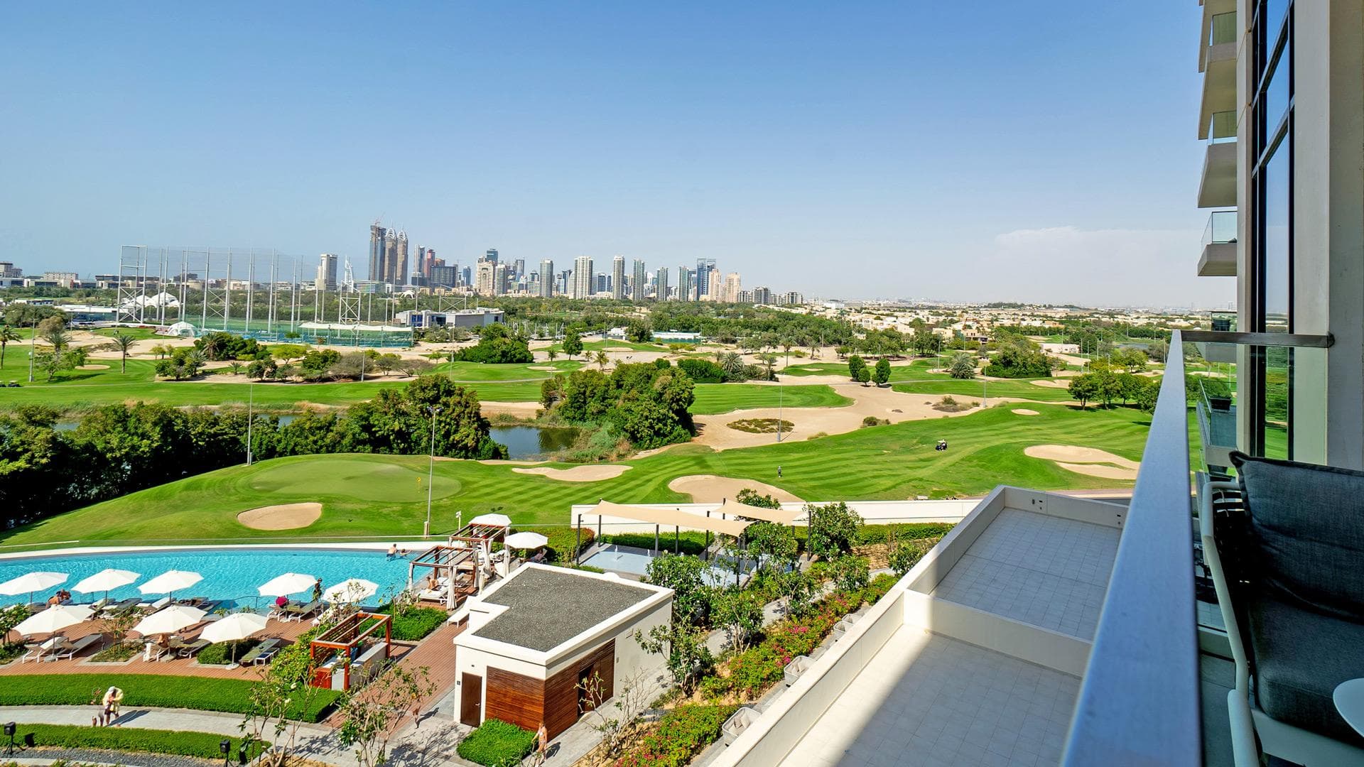 Emirates Hills Dubai | Luxury Villas in Exclusive Gated Community