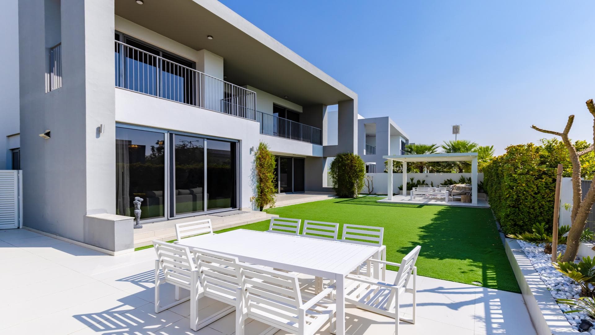 I Want to Buy a Villa in Dubai - 7 April 2025 - 10