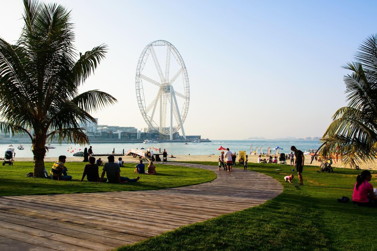 Emaar Beachfront Dubai – Exclusive Seaside Living with Stunning Gulf Views