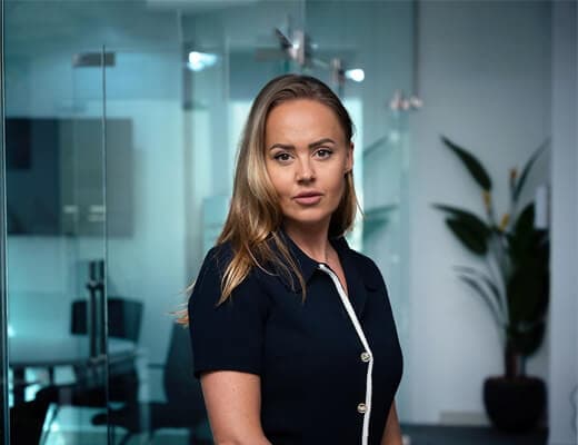 Sarah Courtenay - Private Client Advisor | Luxury Property